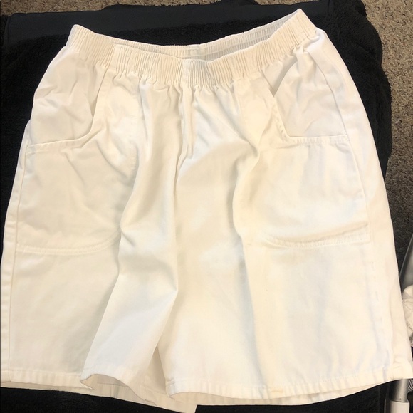 Cherokee Pants - Cherokee White Elastic-Waist Cargo Shorts